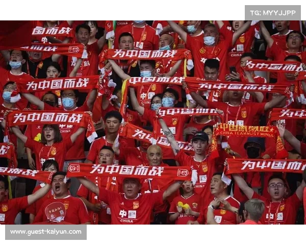 国足赛前最后一练封闭进行 首发阵容逐渐浮出水面 国足赛前最后一练封闭进行 首发阵容逐渐浮出水面